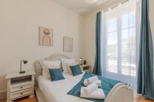 Appartements Le Monnaie - Appartement lumineux face au Chateau de Pau : photos des chambres