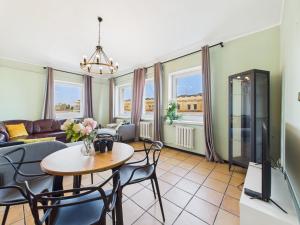 SuperApart Marszałkowska 19 Urban Hideaway with Modern Comforts