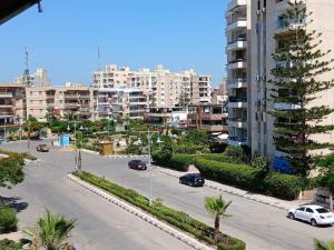 Mamoura Beach Apartment المعمورة الشاطئ