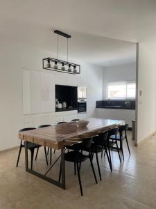 Villas villa 8 personnes clim, piscine, parking : photos des chambres