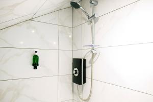 Nestee Serviced Apartments - Central Torquay - Pet Friendly - Harbour Views