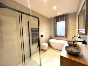 Villas Villa Roca sea view : photos des chambres