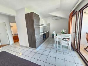 DAMIR MORE Apartment with terrace