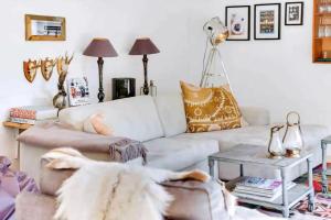 Peaceful Beach House Life Just 50 M From Shore