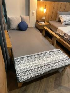HanoianHearths- NH2 - Private Cinema - Bathtub