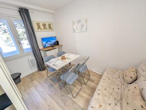 Appartements PontA Appart T2 - Proche Gare, Parc de Blossac et Centre-ville : photos des chambres