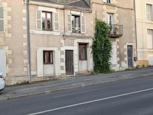 Appartements PontA Appart T2 - Proche Gare, Parc de Blossac et Centre-ville : photos des chambres