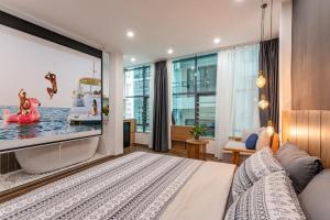HanoianHearths- NH3 - Center - Projector&BathTub