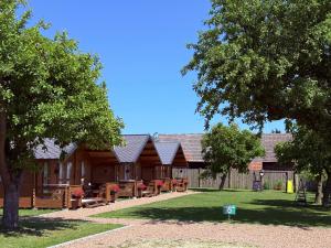 Słoneczny Ogród domki letniskowe Zator - 3hvězdičkové hotely ve městě Zator