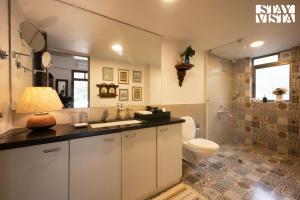 StayVista at Samara - 4BR with Pool & River View