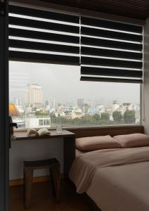 Majestic 2Br Apt Penthouse Skyline & River Views