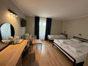 Classic Triple Room room in Hotel Kliper
