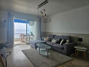 Juan les Pins Front de Mer 2P parking Colombier