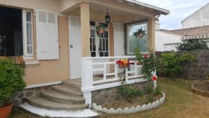 Maisons de vacances VILLA 5 CHAMBRES 10 PERSONNES 300m PLAGE DEMOISELLE : photos des chambres