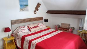 Maisons de vacances VILLA 5 CHAMBRES 10 PERSONNES 300m PLAGE DEMOISELLE : photos des chambres