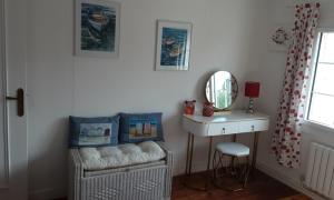 Maisons de vacances VILLA 5 CHAMBRES 10 PERSONNES 300m PLAGE DEMOISELLE : photos des chambres