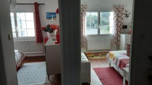 Maisons de vacances VILLA 5 CHAMBRES 10 PERSONNES 300m PLAGE DEMOISELLE : photos des chambres