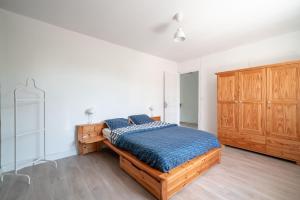 Maisons de vacances Le Logis d-Allonne - 10min de la Plage : photos des chambres