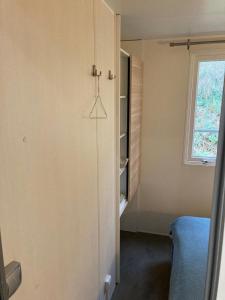 Maisons de vacances La petite maison - Camiers : photos des chambres