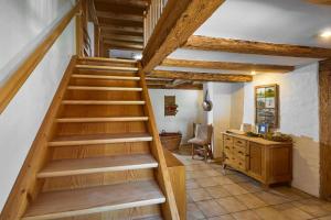 Bauernhaus am Pfänderhang mit Seeblick