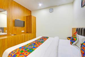 FabHotel Dharani Grand - Nr Mamata Medical College