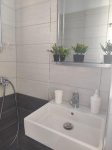 Seaside Soul Studio-Cozy Escape