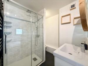 Appartements B065 Appartement calme proche centre garage : photos des chambres