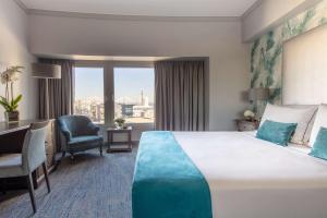 Junior Suite room in Tivoli Oriente Hotel