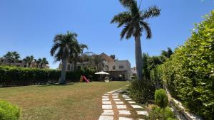 Villa in north-coast with 5 bedrooms