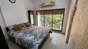 Entire Flat in Andheri West #08