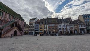 Appartements 75m2 - 2min centre pieton & 10 min de la gare : photos des chambres