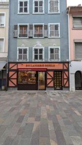 Appartements 75m2 - 2min centre pieton & 10 min de la gare : photos des chambres