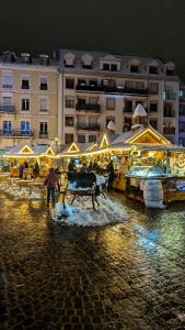 Appartements 75m2 - 2min centre pieton & 10 min de la gare : photos des chambres