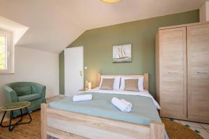 Big house with beautiful view and private jacuzzi