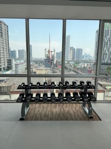 Super City View Room, Swimming Pool,Gym,150m walk to BTS