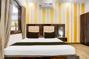 Hotel O Khajuraho Vishwanath Temple