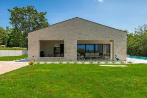 Villa VV San Giovanni by Istrialux