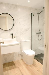 Sweet BCN Three Bedroom Apartment