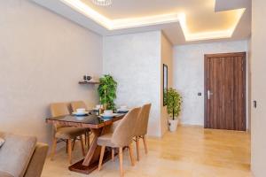 Appartement au coeur de Marrakech à côté de la gare avec piscine