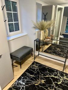 Butas nuomai truputį daugiau nei kilometras pėsčiomis iki Senamiesčio