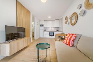 Stunning cliffs and ocean view in Los Gigantes