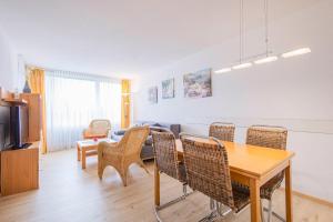 Ferienwohnpark Immenstaad am Bodensee Zwei-Zimmer-Apartment 49 34