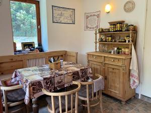 Two Hearts Kishután