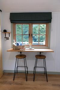Fern Luxury Cabin Great Couples Getaway North Devon