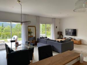 Maison à la campagne avec piscine