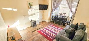 Stobhill 2 Bedroom House with sofa bed OR Stobhill 2 Bedroom Apartment - Gorebridge