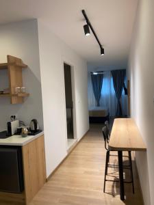 Living Yard Acropolis Apartments