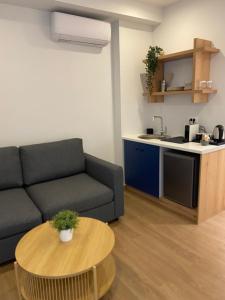 Living Yard Acropolis Apartments