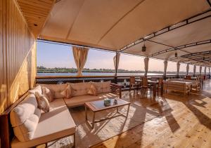 Anoush Dahabiya 4 nights from Luxor to Aswan each Monday