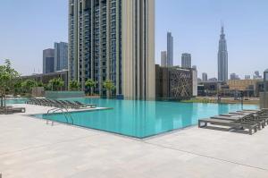 Stunning Corner 2 Bedroom in Downtown Views II